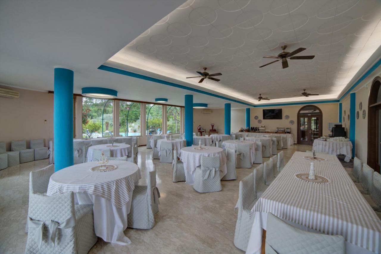 Hotel Sporting Vasto Exterior foto