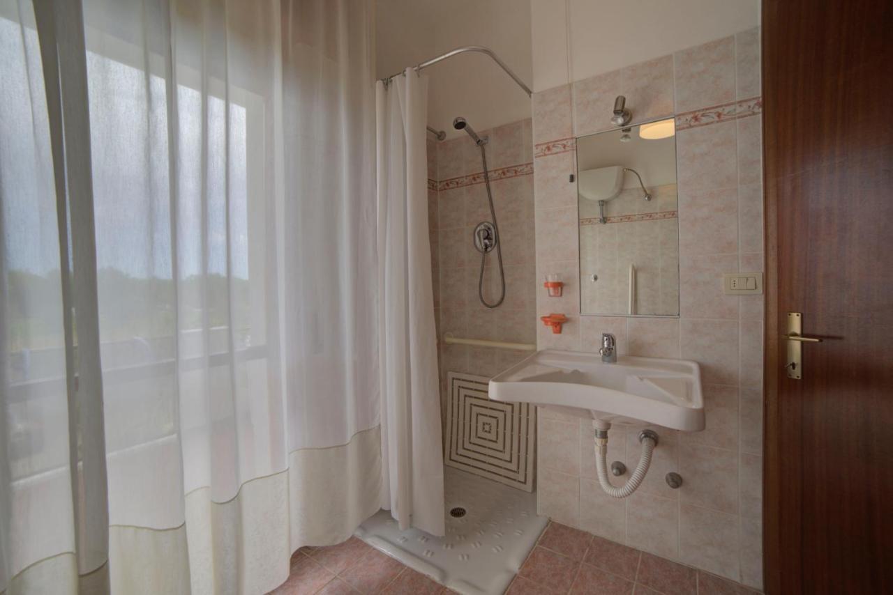 Hotel Sporting Vasto Exterior foto
